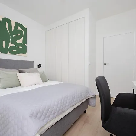 Wola Ludwiki With Parking By Renters Prestige *