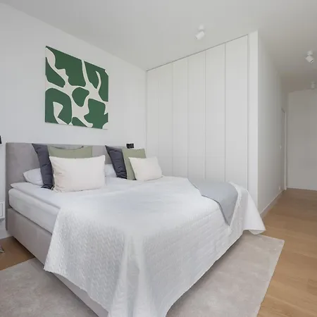 Wola Ludwiki With Parking And Terrace By Renters Prestige وارسو