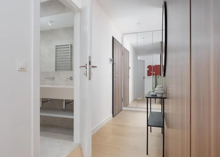 Wola Ludwiki With Parking And Terrace By Renters Prestige Lejlighed