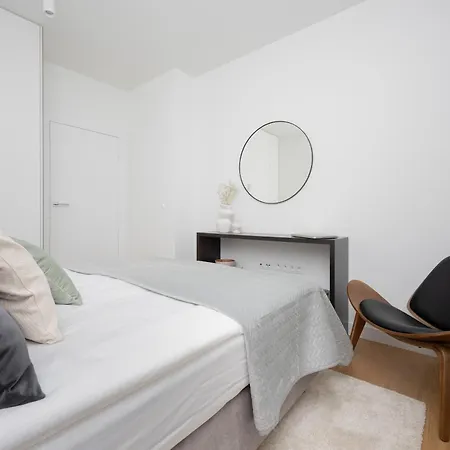 Wola Ludwiki With Parking By Renters Prestige Appartamento Varsavia