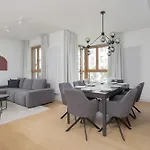 Wola Ludwiki With Parking By Renters Prestige Apartmán Varšava