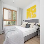 Wola Ludwiki With Parking By Renters Prestige Apartmán