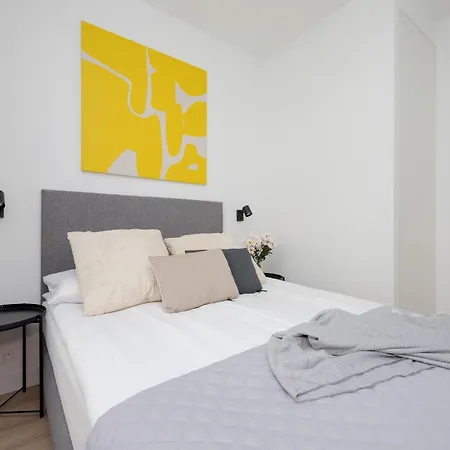 Wola Ludwiki With Parking By Renters Prestige *